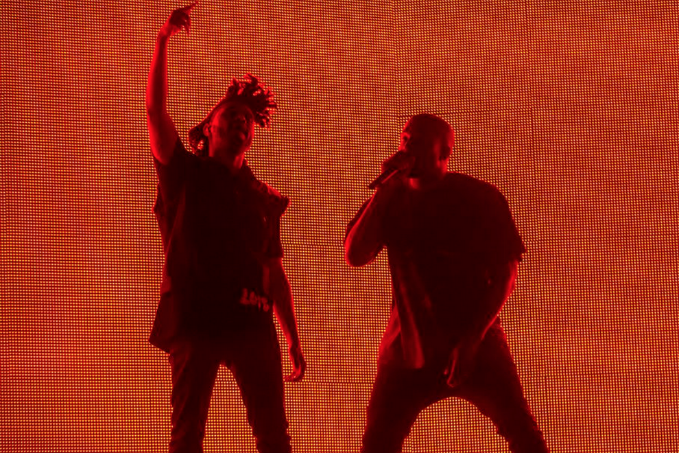 kanye-west-joins-the-weeknd-at-coachella-3